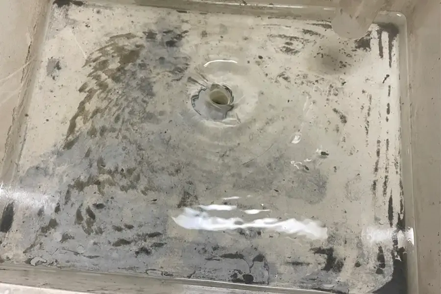 water flowing after cleaning